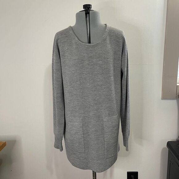 J Crew Heather Gray 100% Merino Wool Mens Sweater Size Small With Pockets - Picture 1 of 5